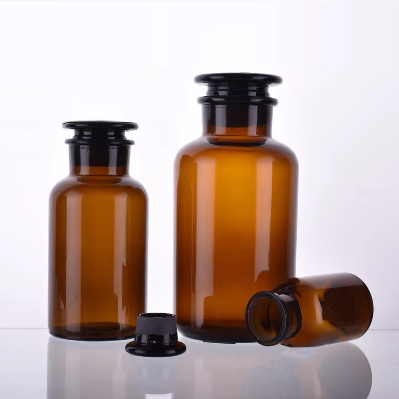 زجاجات صيدلية كاشف زجاجي كيميائي شفاف من العنبر على الطراز العتيق