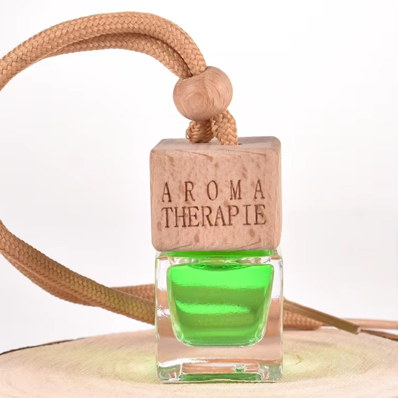 زجاجة ناشر معلقة للسيارة سعة 7 مل