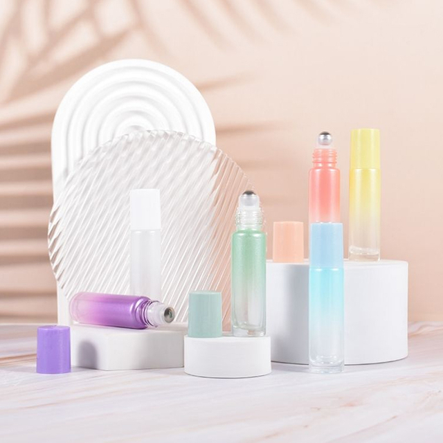 لفة زيت عطر زجاجية متدرجة فاخرة سعة 10 مل على الزجاجة