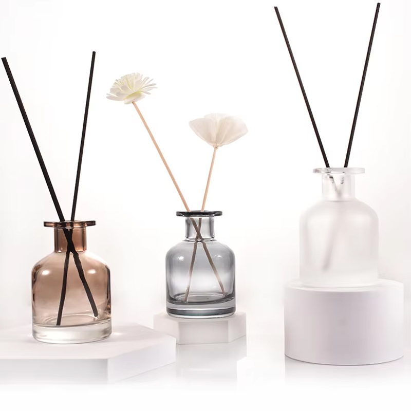 الصين جولة متجمد الفاخرة ريد الناشر زجاجة الزجاج