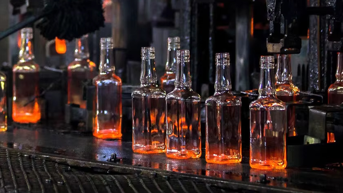 ما هي الزجاجات المصنوعة من؟