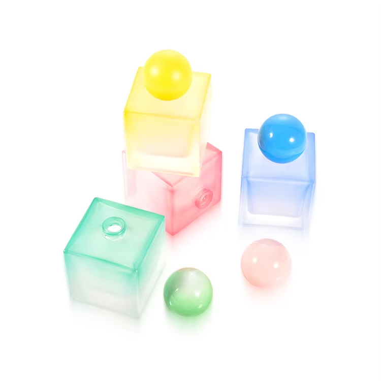 زجاجة رذاذ عطر من الزجاج الأزرق والأخضر قابلة لإعادة التعبئة سعة 50 مل