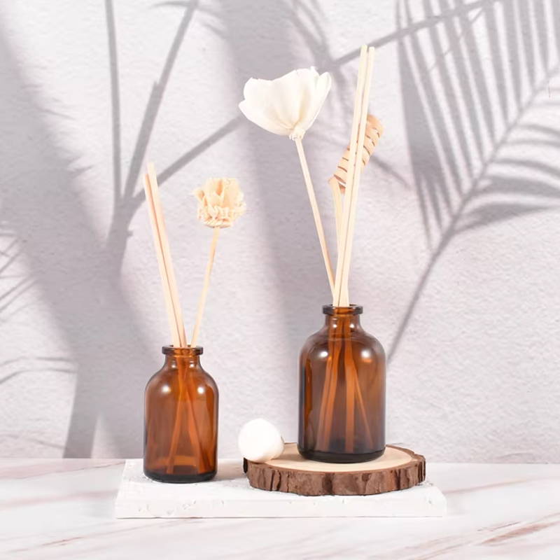 افتتاح صغير مخصص 30 مل 50 مل 100 مل زجاجة عطر عطرية من الزجاج العنبر