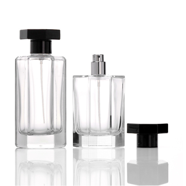 زجاجة عطر سداسية فريدة سعة 50 مل و100 مل مع بخاخ مضخة مع ملصقات مخصصة