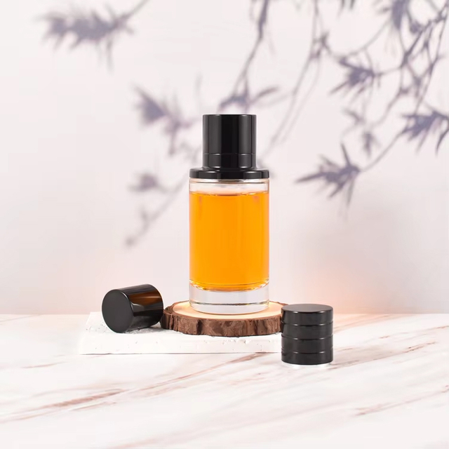 تغليف زجاجة عطر OEM ODM 100 مل مع غطاء مغناطيسي