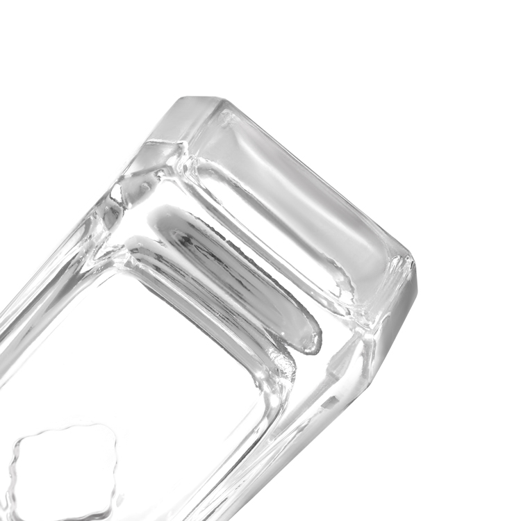 مصنع زجاجات العطور الفاخرة من الزجاج الشفاف زجاجات العطور الفارغة المخصصة بالجملة 100 مل